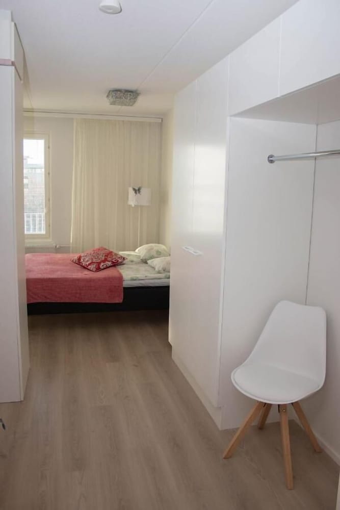 Comfort Studio, 1 Queen Bed with Sofa bed, Balcony, City View photo 2