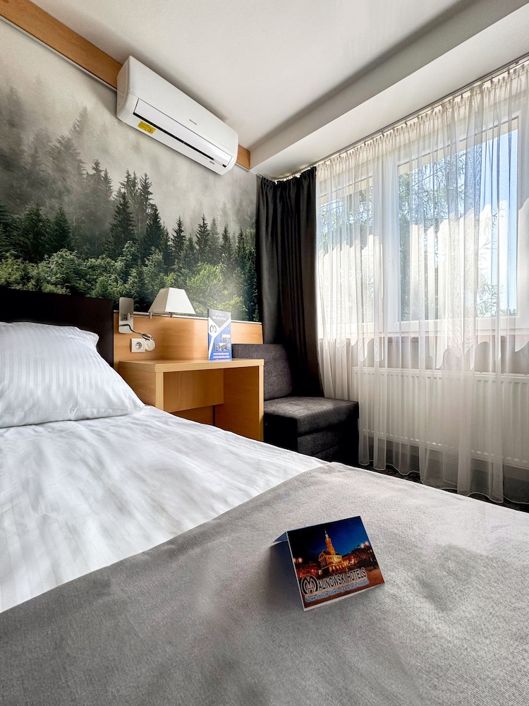 Standard Single Room, Park View photo 2