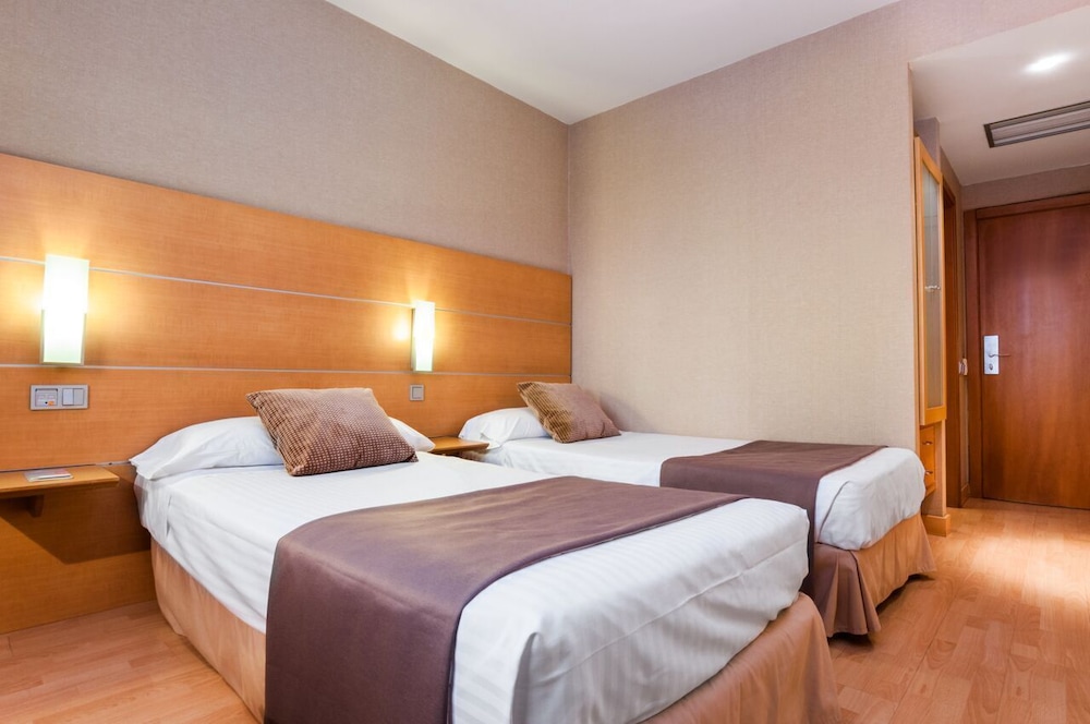 Double Room, 1 Double or 2 Twin Beds - Photo 5
