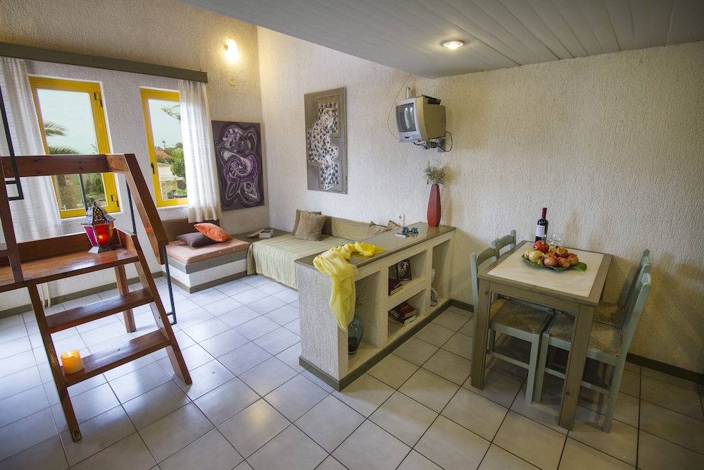 House (Lycasti)