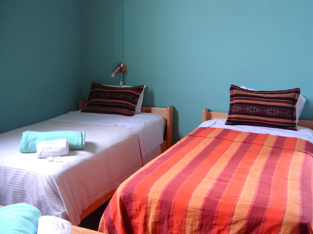 Comfort Triple Room, Shared Bathroom photo 3