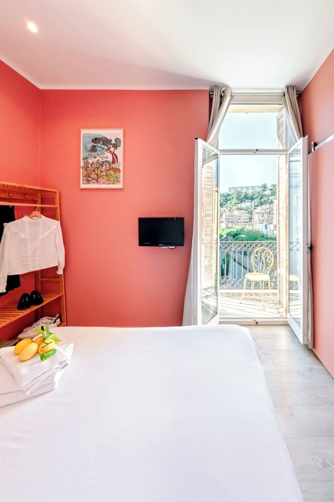 Basic Single Room photo 3