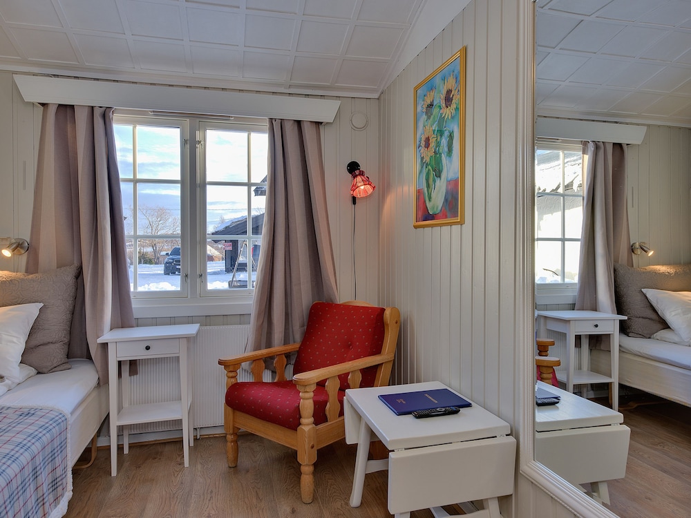 Single Room photo 2