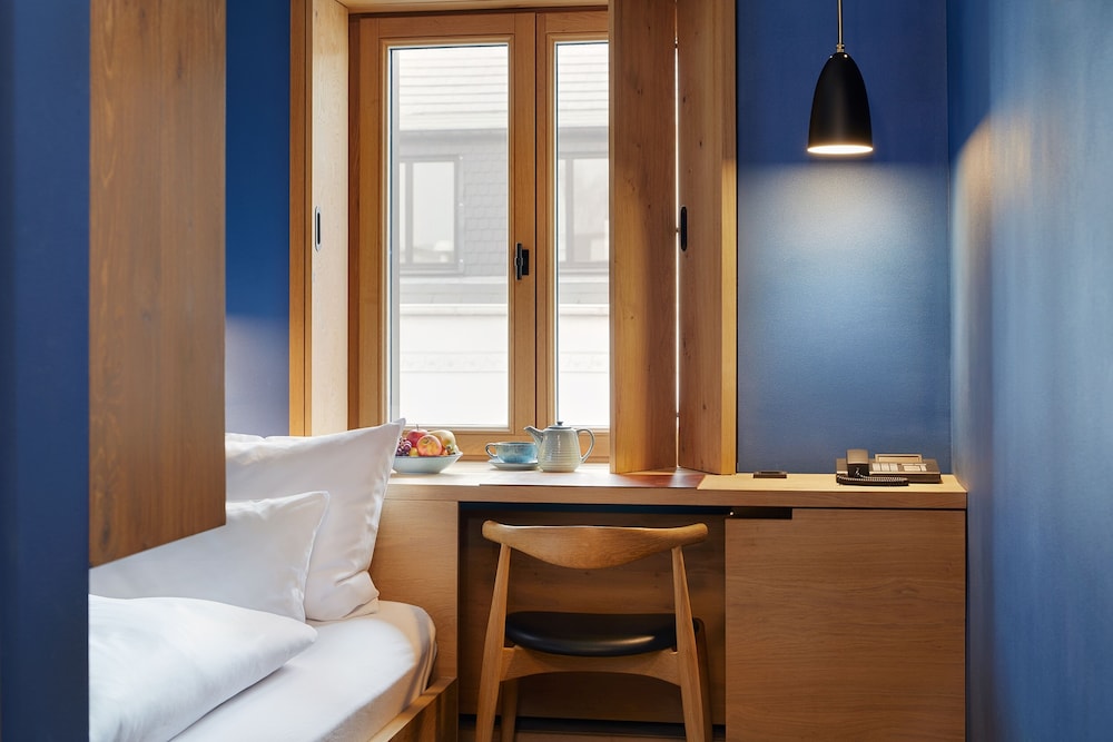 Classic Single Room