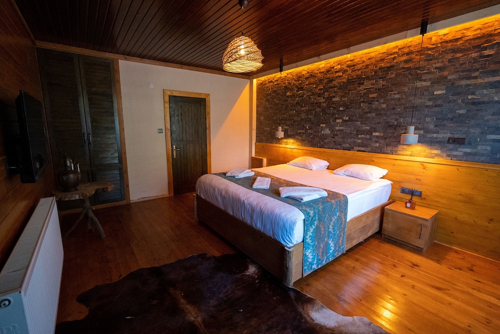 Deluxe Bungalow