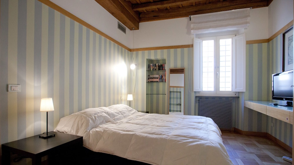 Apartment, 2 Bedrooms, Balcony