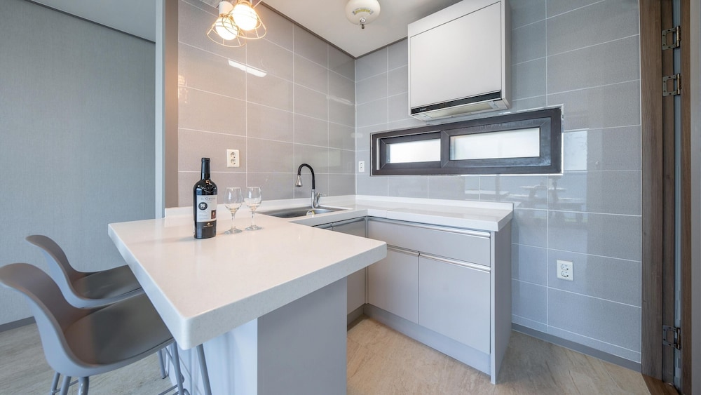 Basic Room, 1 Bedroom (ROOM 201) - Photo 10