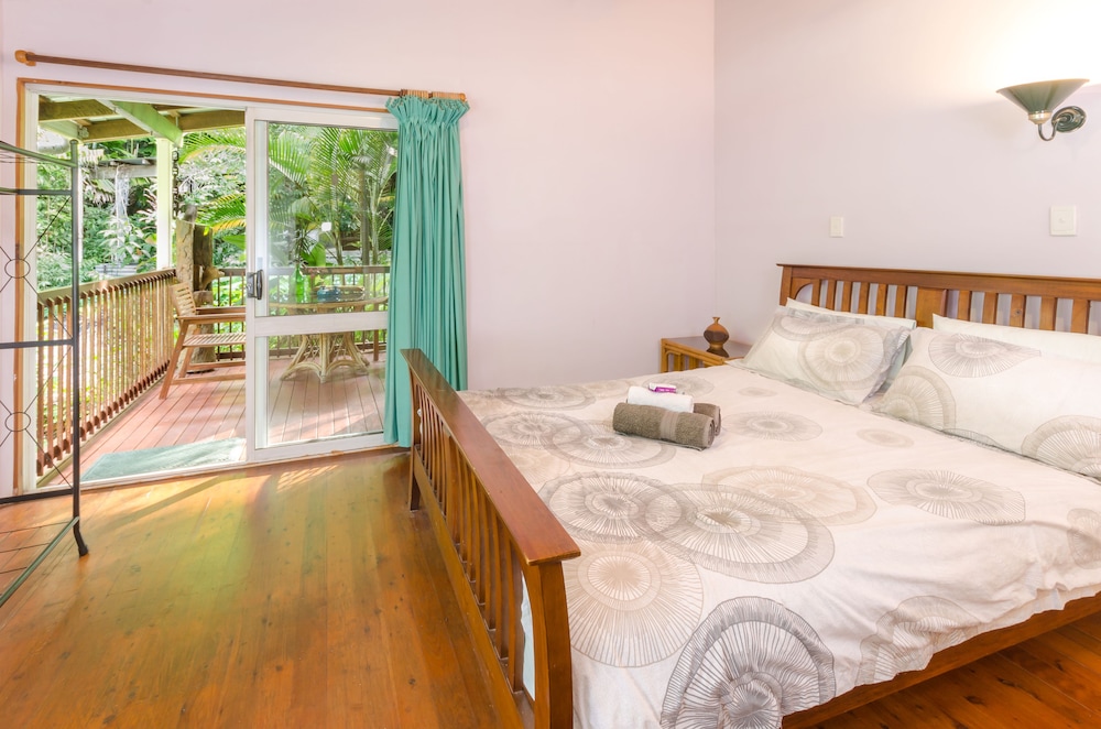 Standard Double Room, 1 Queen Bed photo 2
