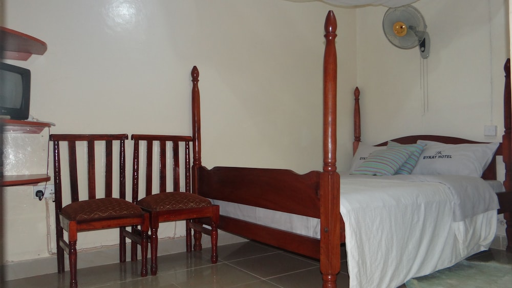 Standard Room photo 3