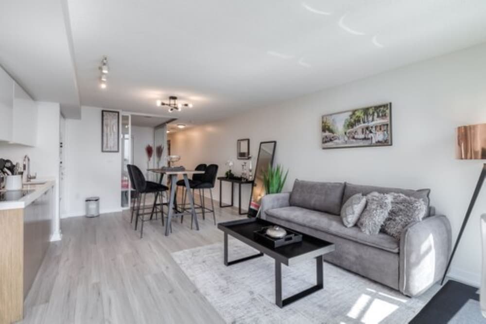 City Apartment, Non Smoking, Lake View
