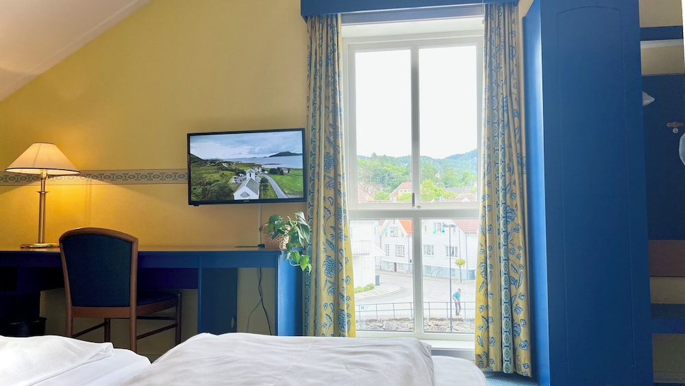 Standard Double Room - Photo 3