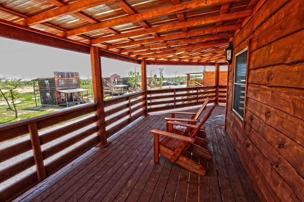Luxury Cabin photo 2