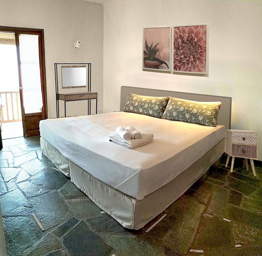 Apartment (Open Plan) photo 3