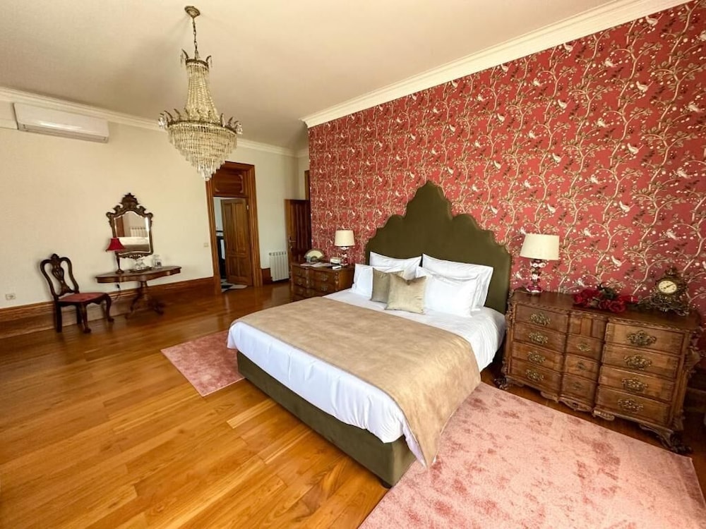 Junior Suite, Balcony, City View photo 3