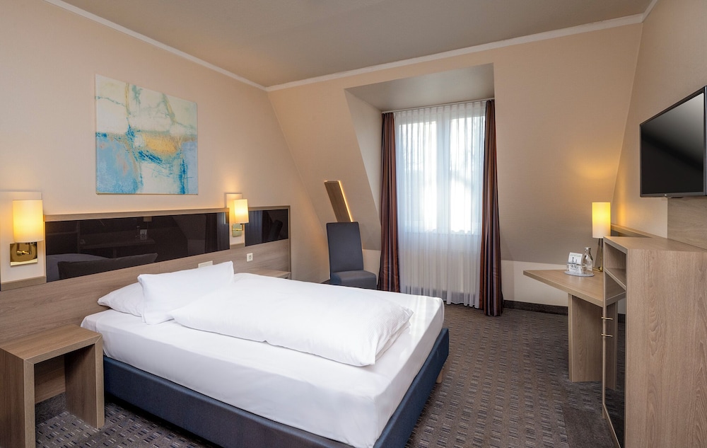 Junior Double Room