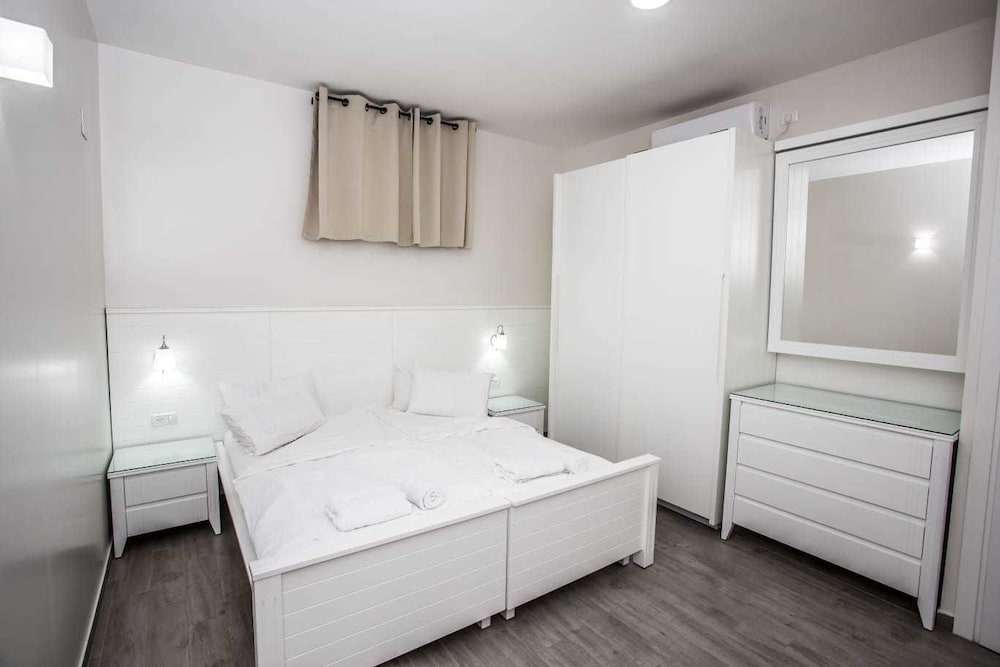 Family Apartment photo 3