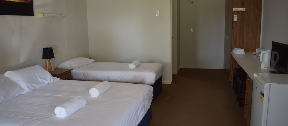 Economy Room photo 1