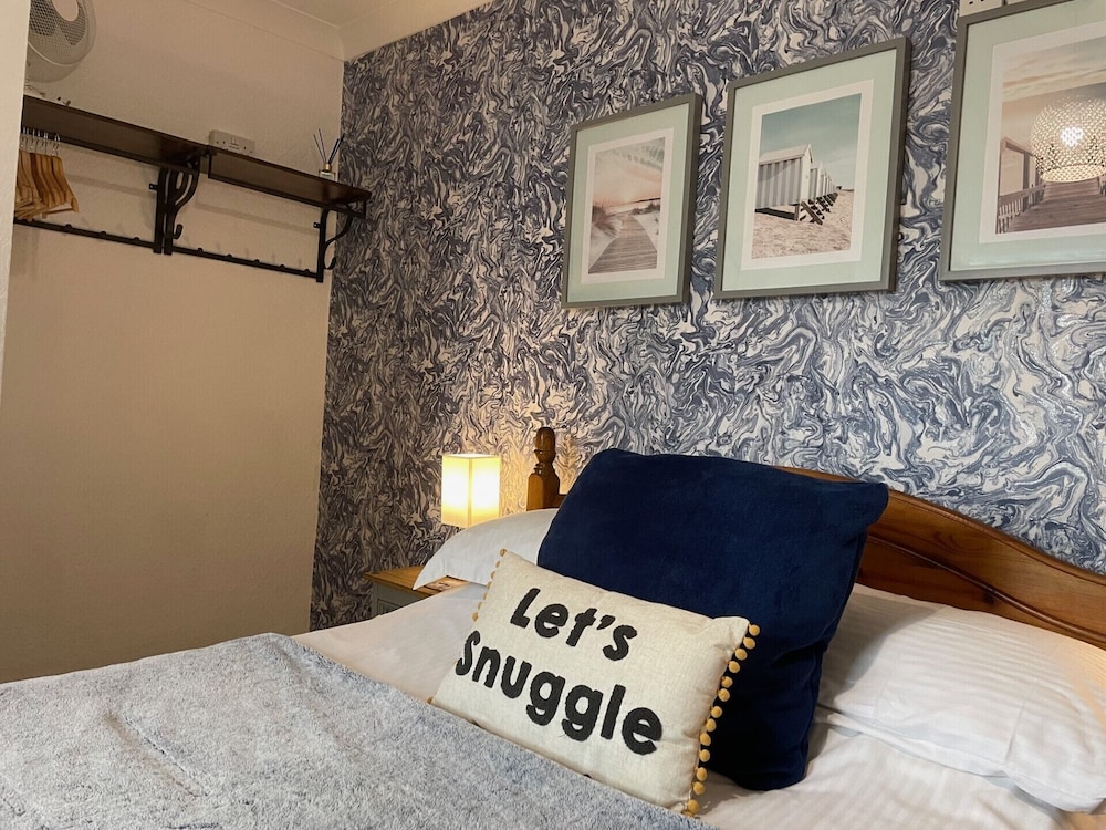 Superior Double Room, Ensuite (2nd Floor) photo 3