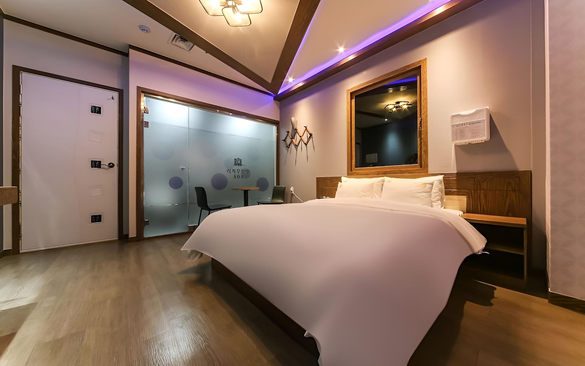 Room (Suite room (Styler)) photo 1