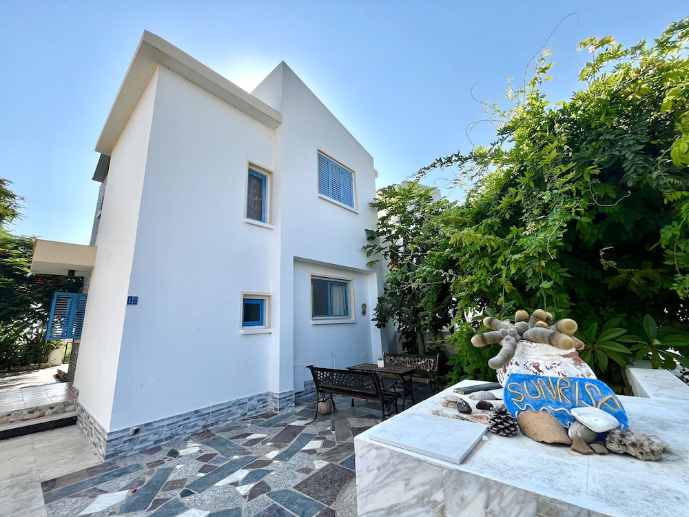 House photo 1