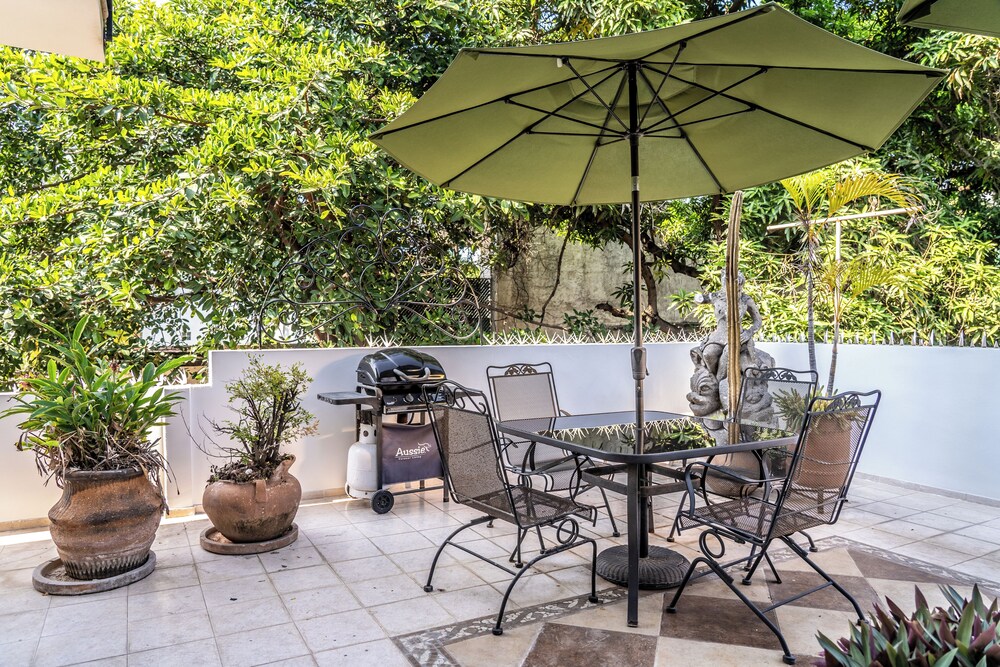Exclusive Condo, 1 Bedroom, Patio, City View