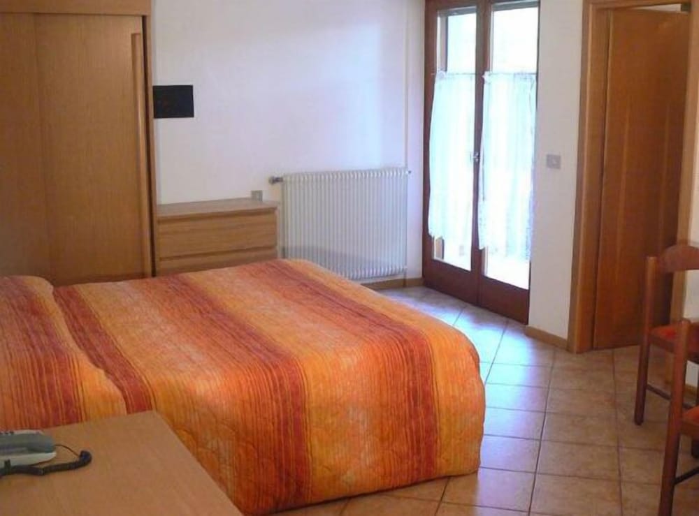 Standard Apartment, Kitchenette photo 3