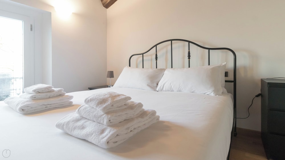 Apartment (1 Bedroom)