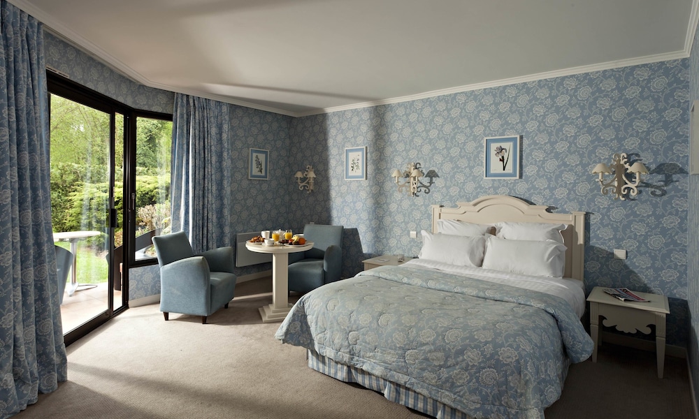 Deluxe Triple Room (Pavillon du Parc) photo 2