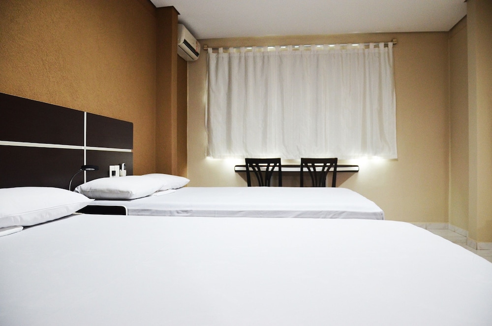 Deluxe Triple Room photo 3