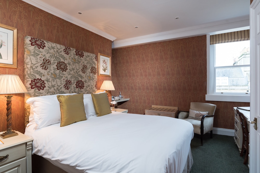 Standard Double Room, Ensuite - Photo 4