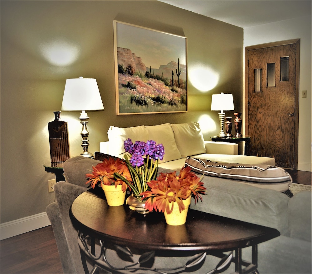 Apartment, 2 Bedrooms, Balcony photo 2