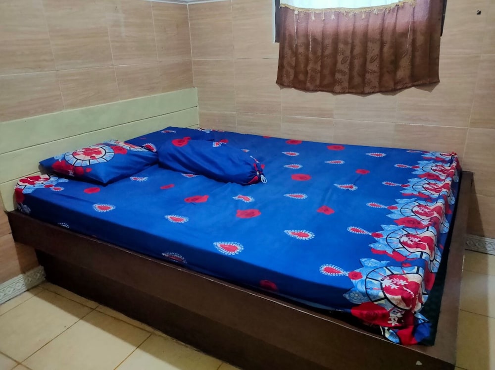 Economy Room - Photo 1