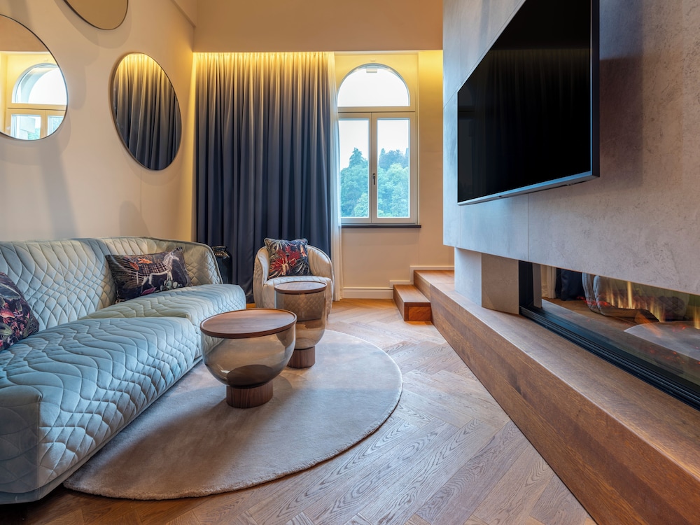 Suite (Heritage Maisonette)