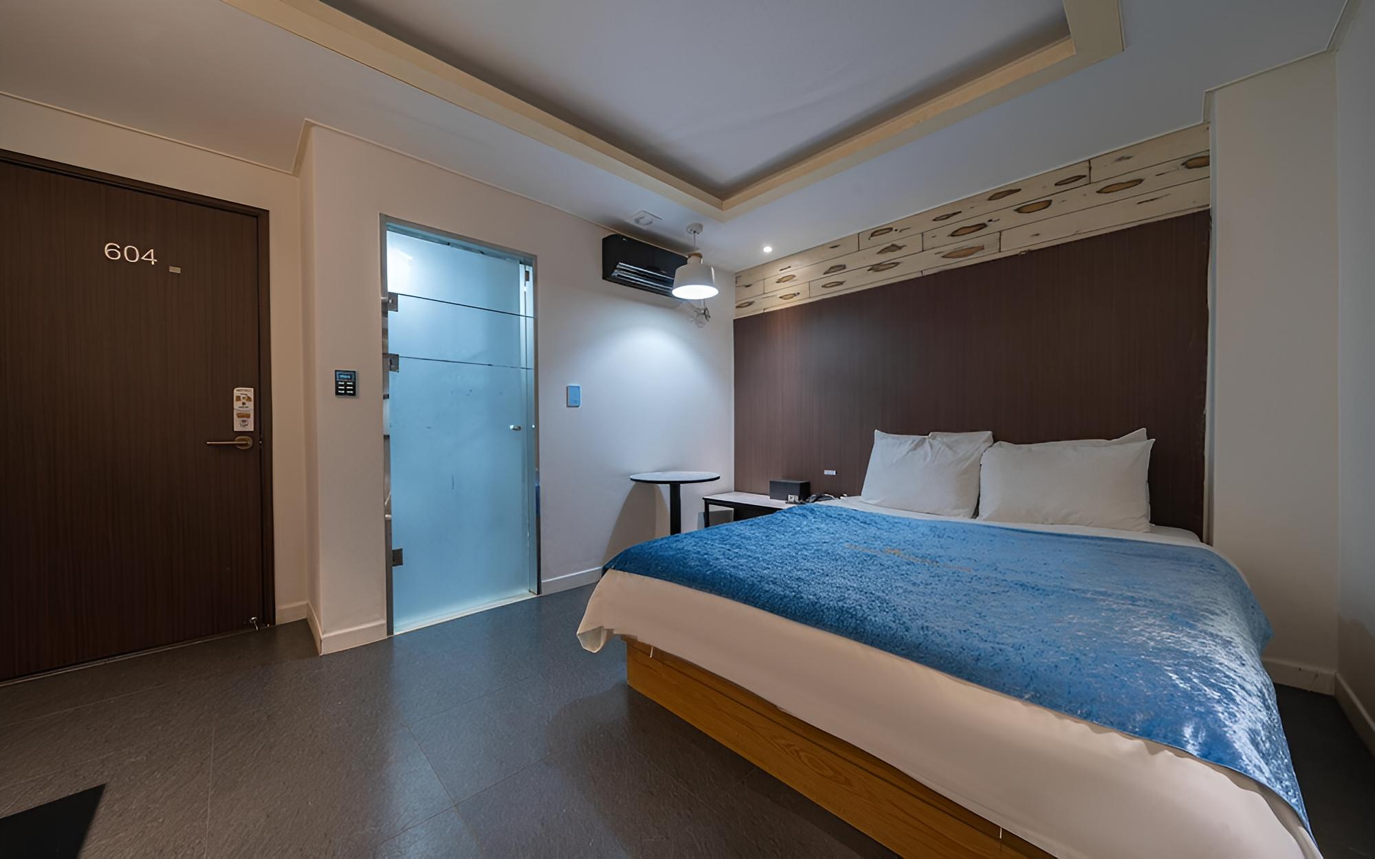 Room (Sleepy + check-out at 18:00 (you will) - Photo 2
