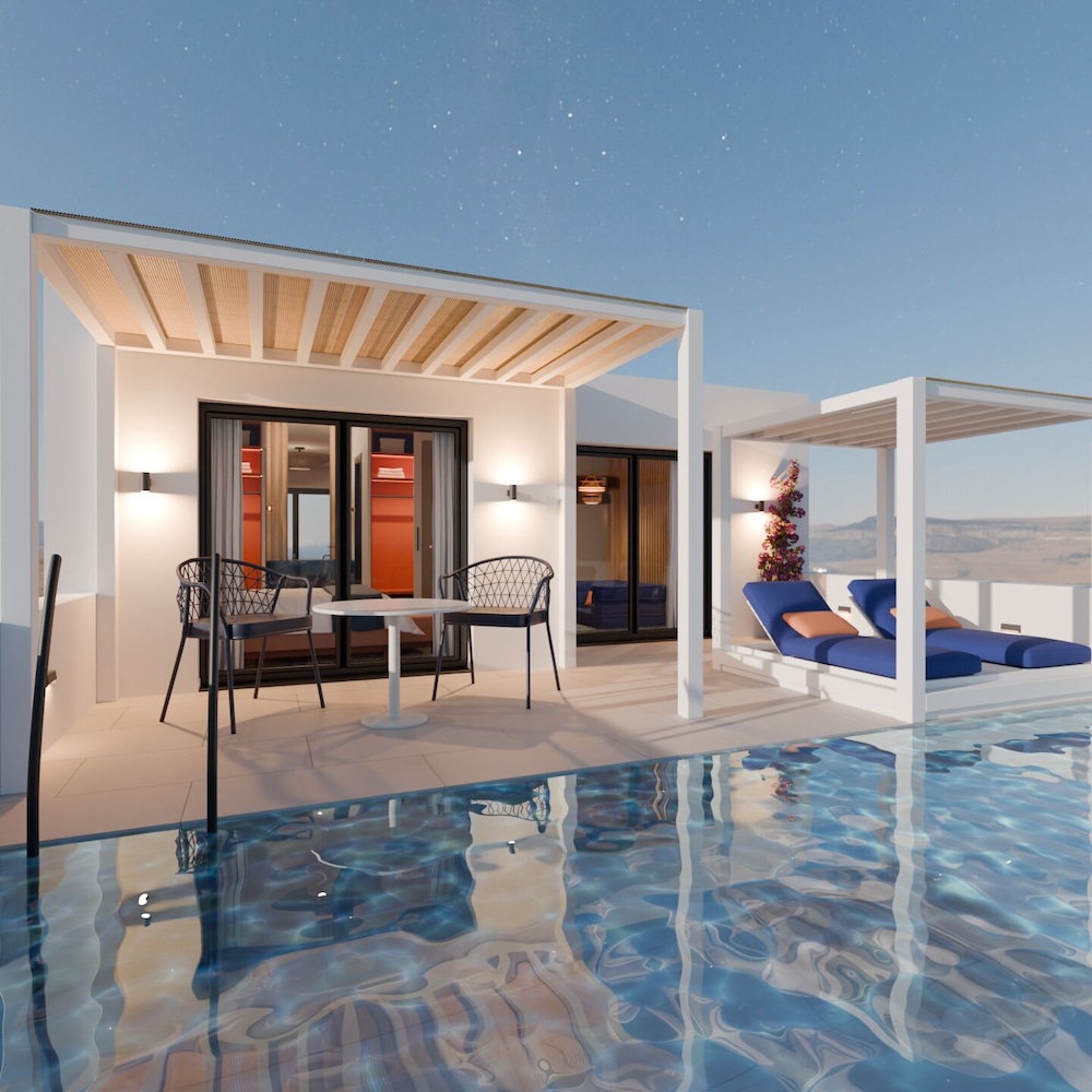 Premium Suite with Sea View and Private Pool - Photo 5