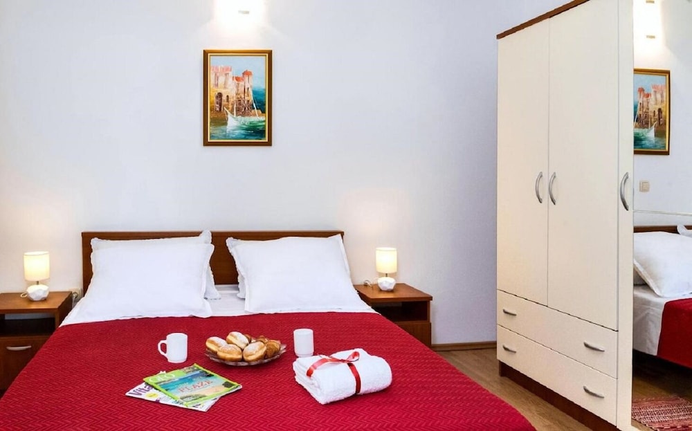 Apartment (Mari - 250 M From Sea - A1(2+2))