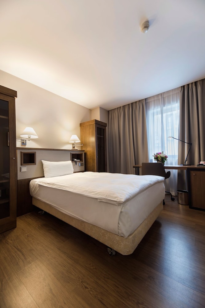 Standard Single Room, 1 Twin Bed photo 3
