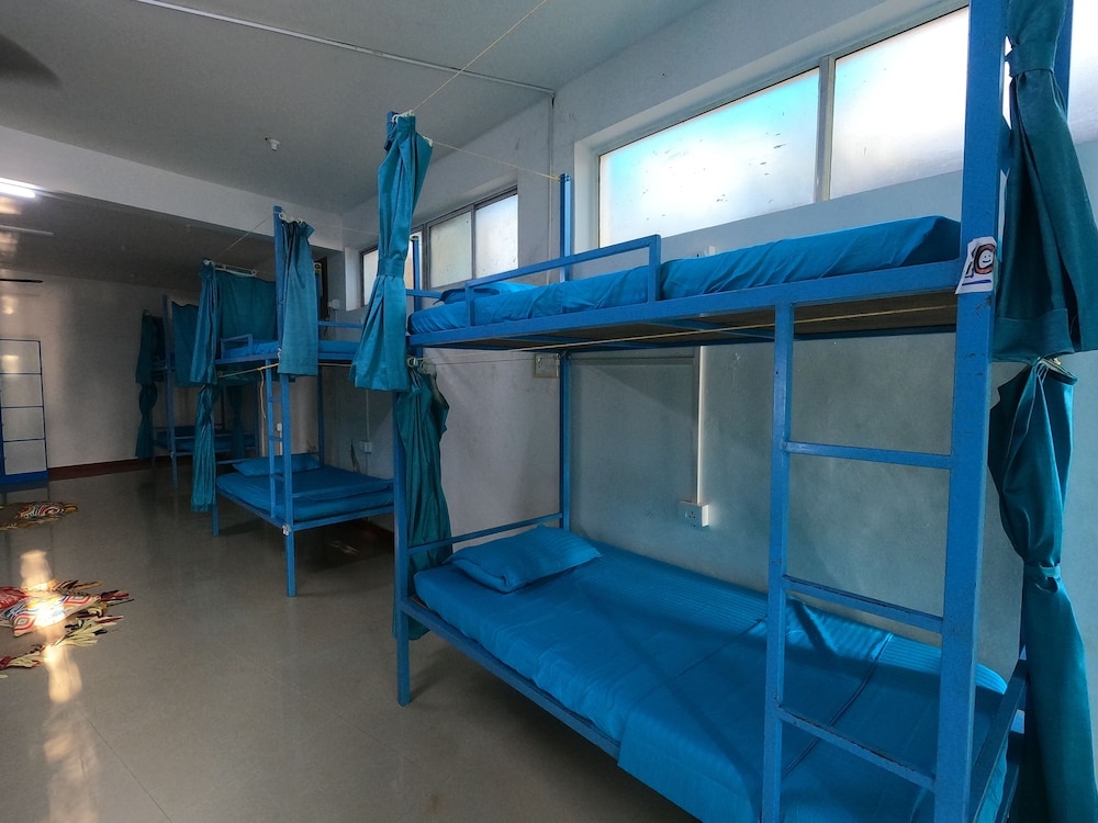 AC 16-Bed Shared Dormitory, Mixed Dorm photo 3