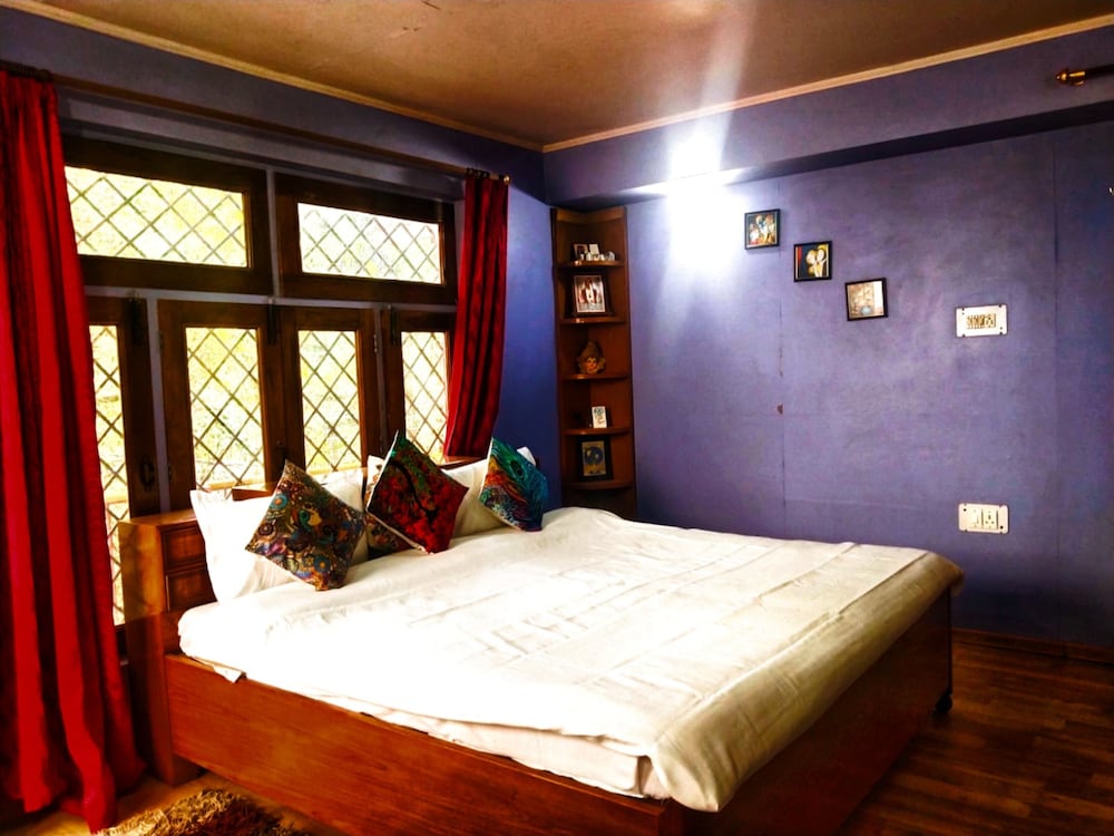 Family Room - Photo 3