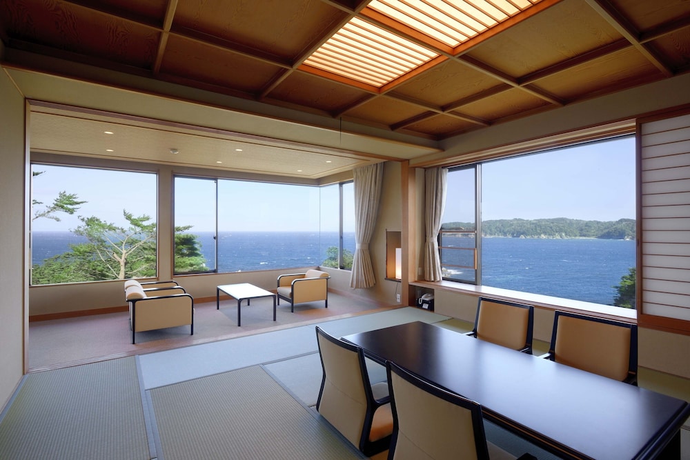 Royal Room, 2 Bedrooms, Non Smoking, Sea View