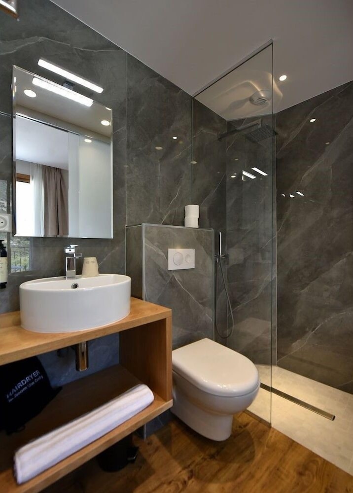 Standard Room photo 2