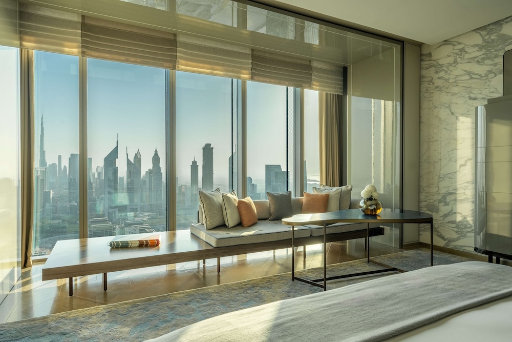 Grand Room, 1 King Bed (za'abeel | Burj Khalifa View)