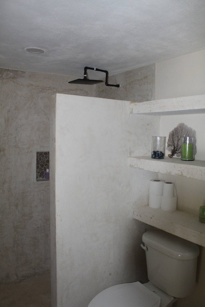 Traditional Cabin, 1 King Bed, Kitchenette photo 2