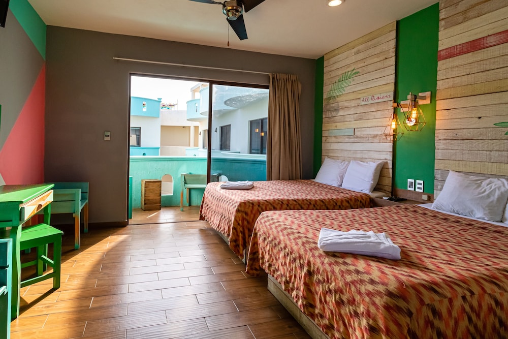 Room, 2 Double Beds, Balcony, Partial Ocean View