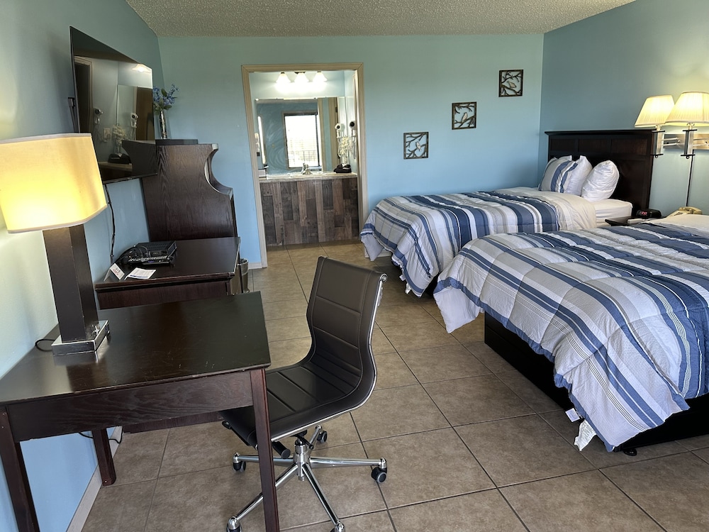 Standard Double Room, 2 Double Beds photo 1
