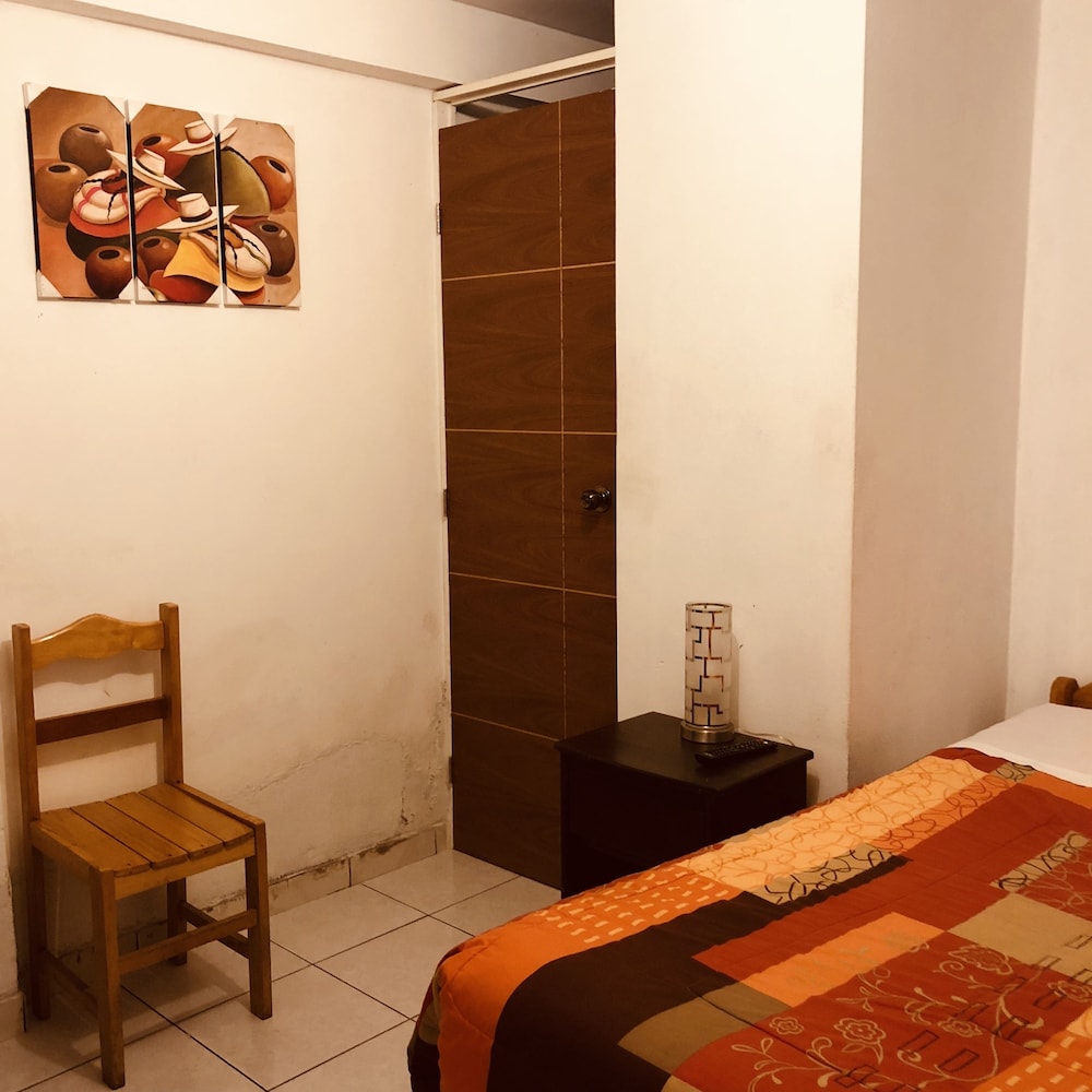 Basic Single Room, 1 Bedroom photo 2