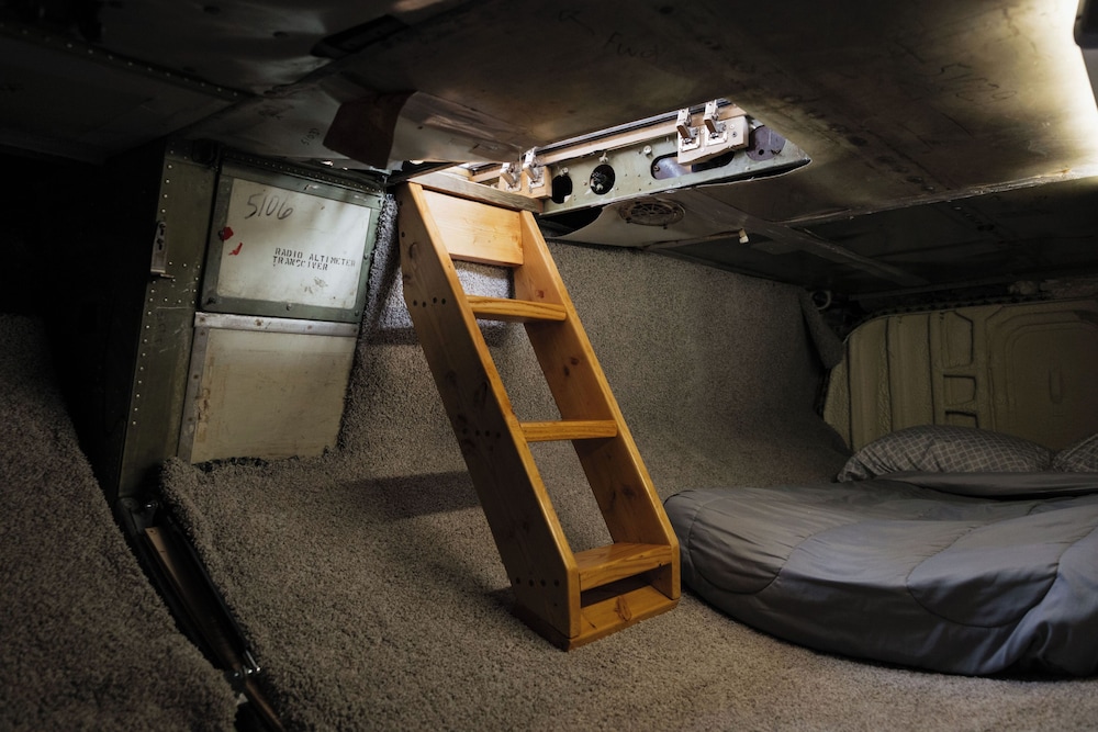 DC-9 Airplane House, Entire Home photo 1