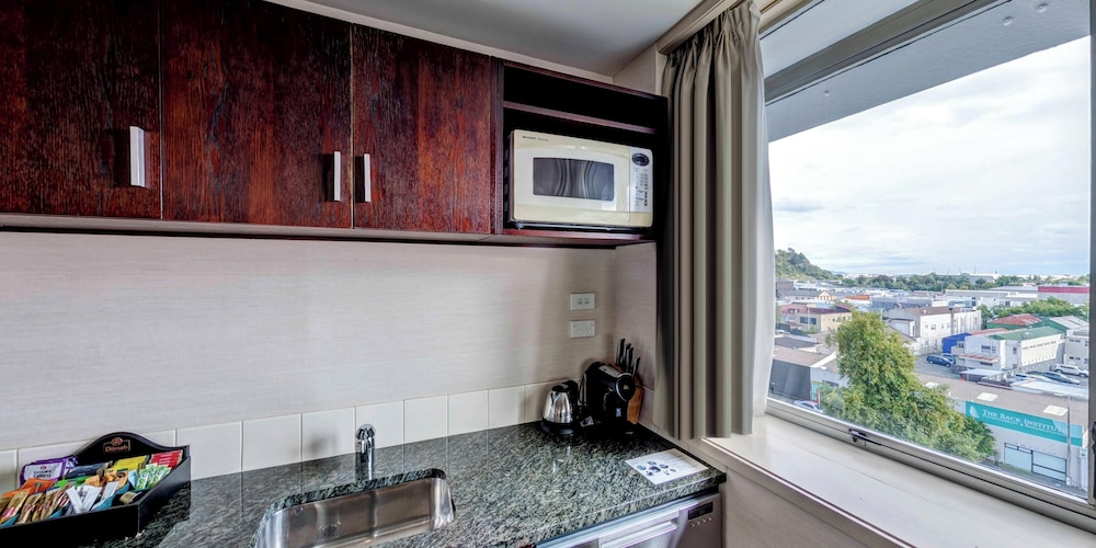 Deluxe Suite, 1 King Bed