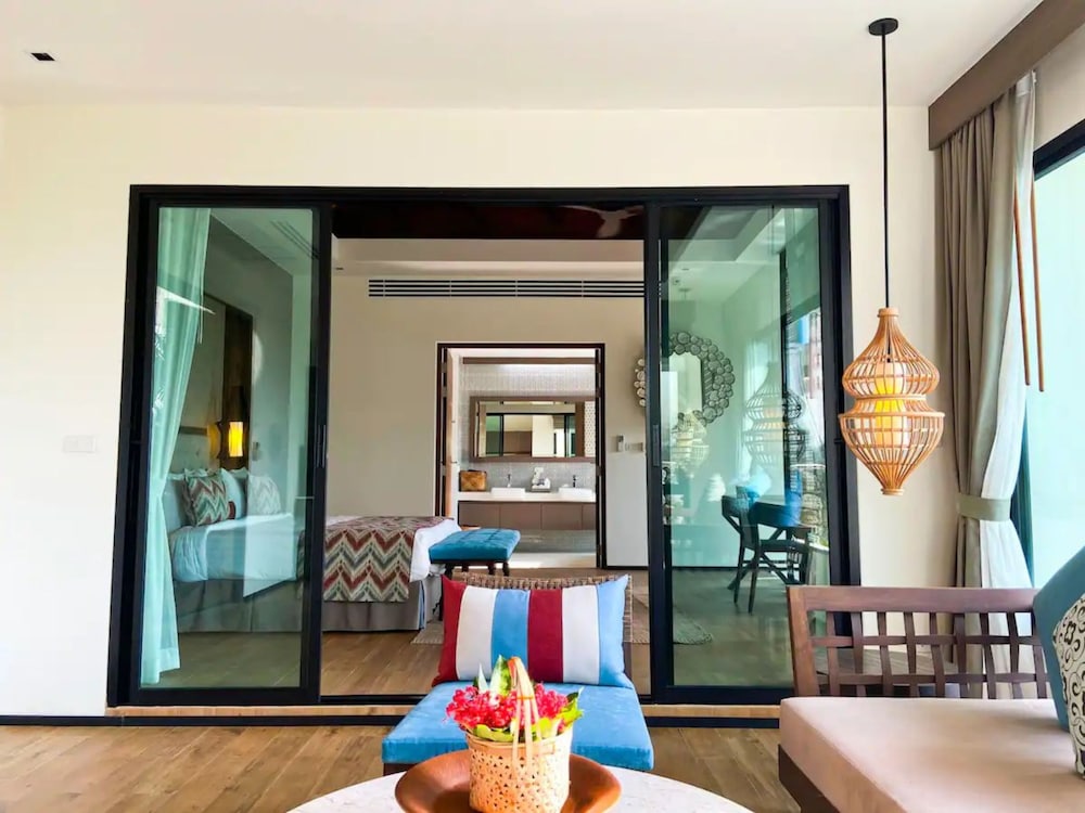 One Bedroom Pool Villa with Ocean View photo 2