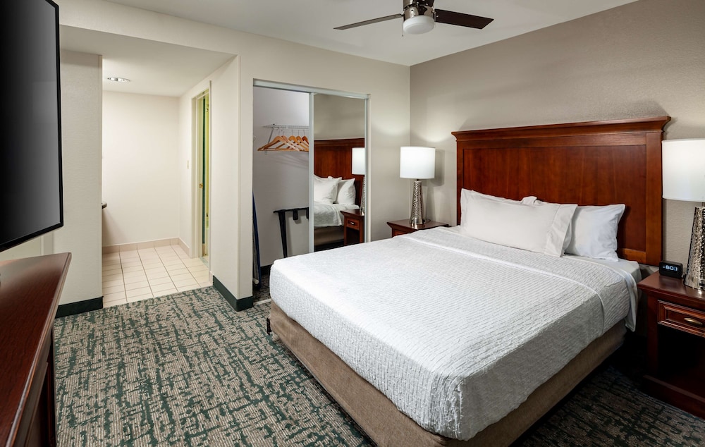 Room, Multiple Beds, Accessible, Bathtub photo 2